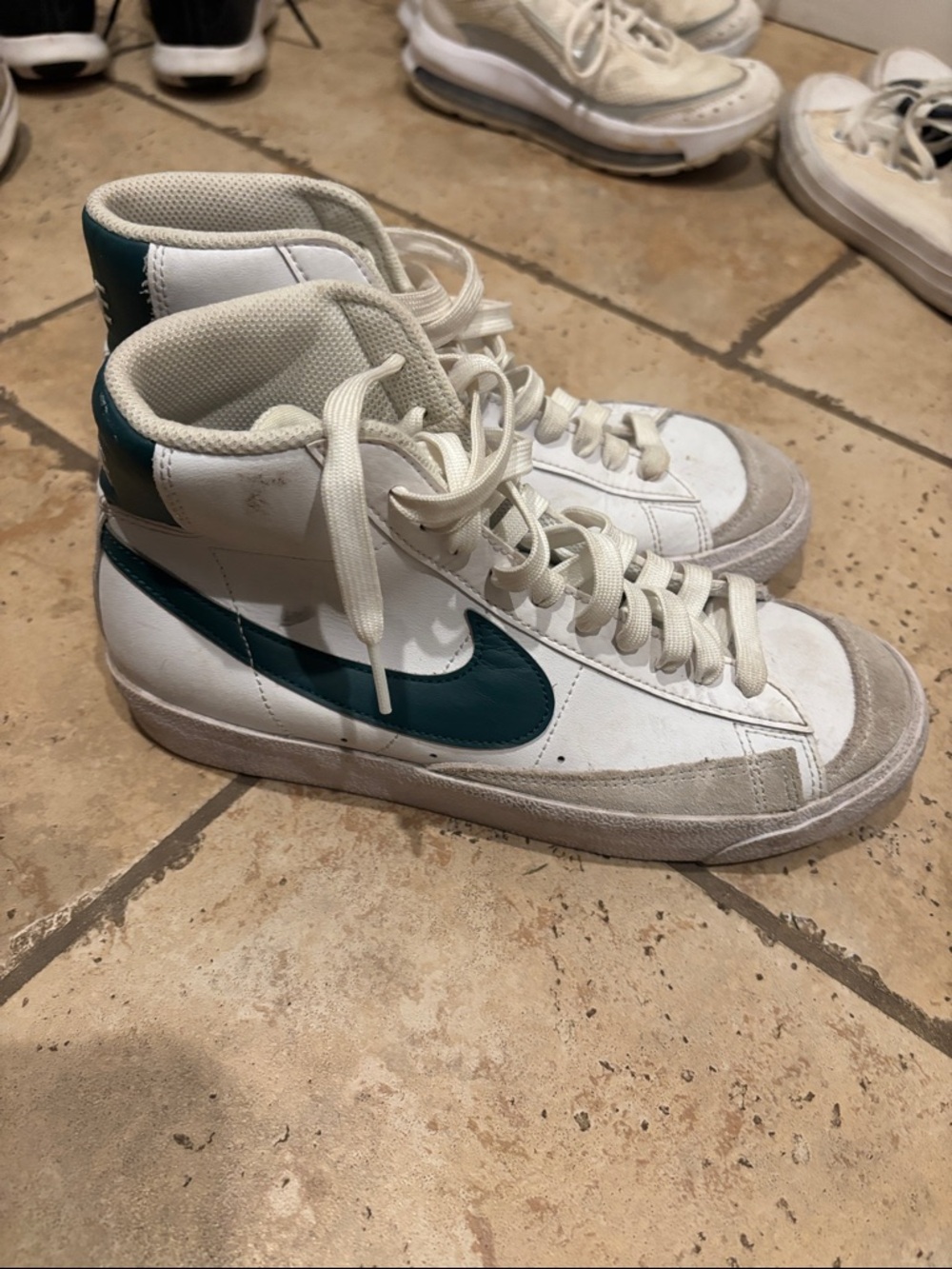 Nike Mid-Top White Sneakers with Teal Swoosh